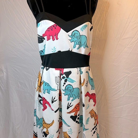 Dressfo Dresses & Skirts - Playful dinosaur dress